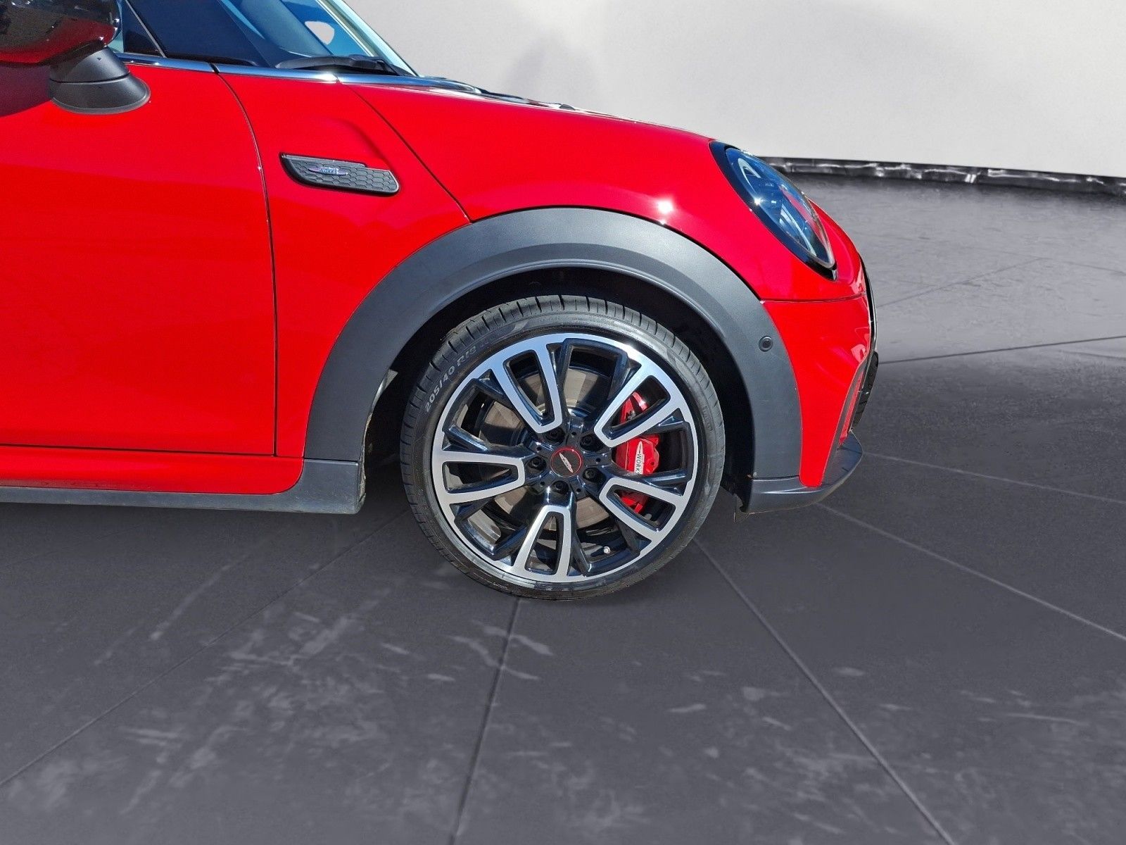 Mini JOHN COOPER WORKS CABRIO 2023 г. Красный, пробег 42976 км