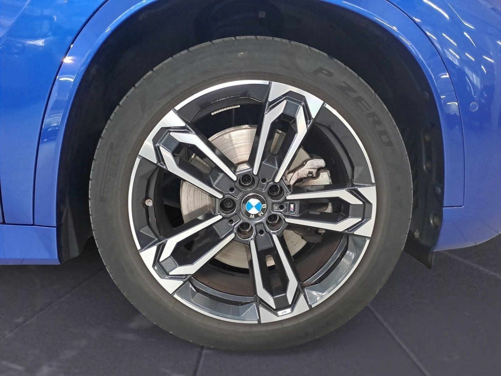 BMW X1 2023 г. Синий, пробег 54119 км