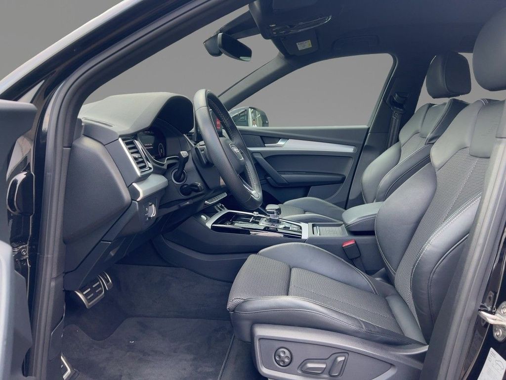 Audi Q5 2023 г. Чёрный, пробег 32090 км