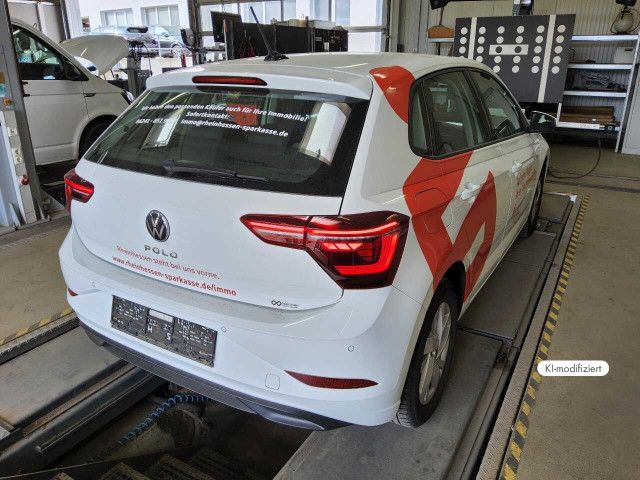 Volkswagen Polo 2024 г. Белый, пробег 48733 км