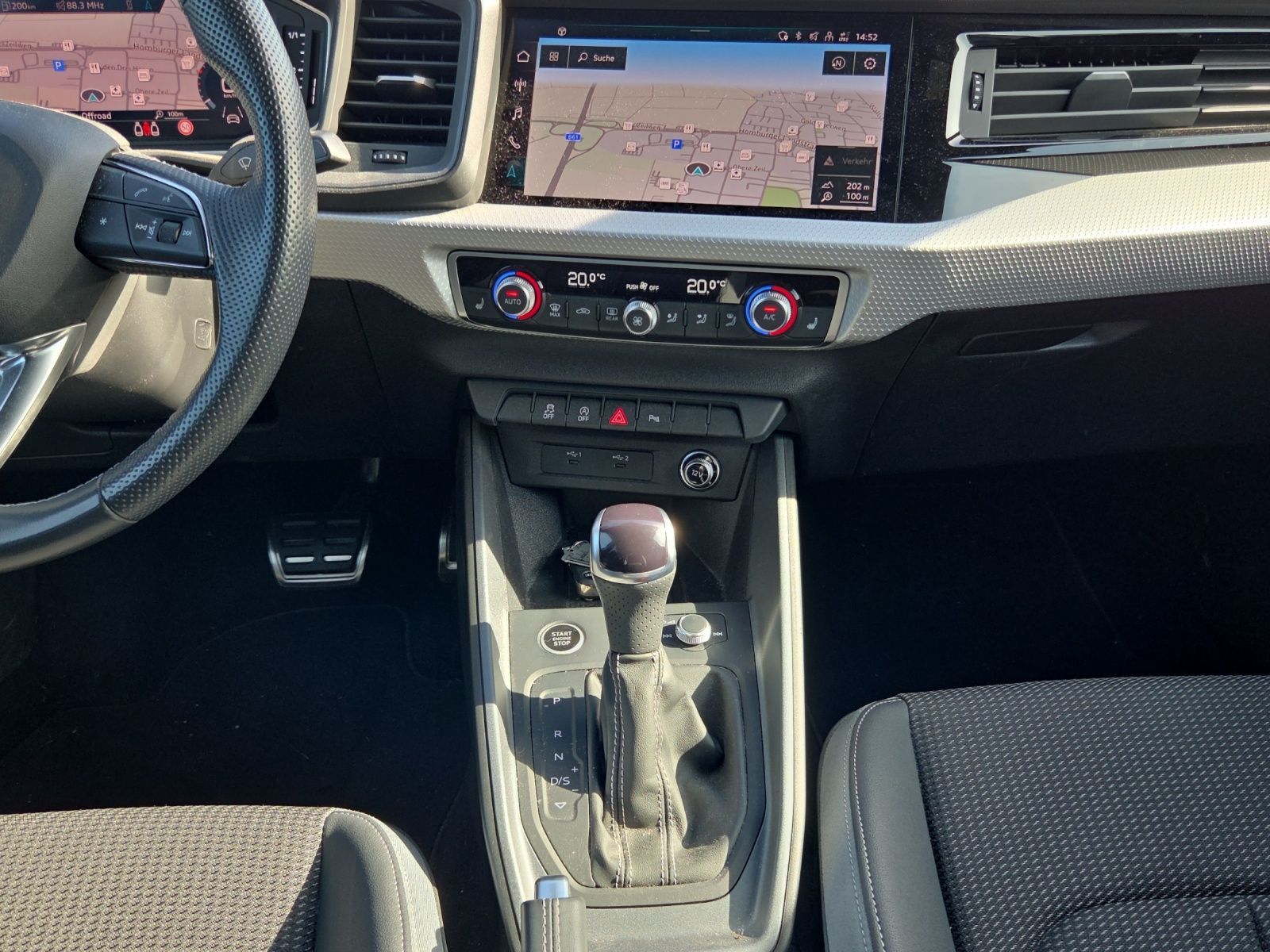 Audi A1 2023 г. Серебристый, пробег 40559 км