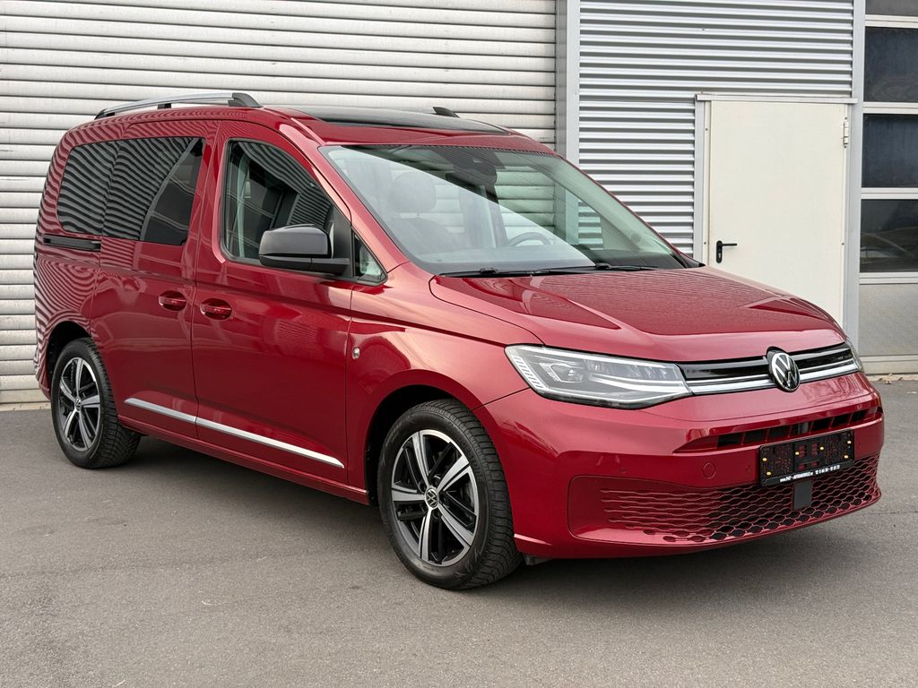 Volkswagen Caddy 2022 г. Красный, пробег 45338 км