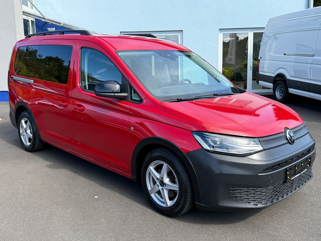 Volkswagen CADDY MAXI 2022 г. Красный, пробег 38240 км