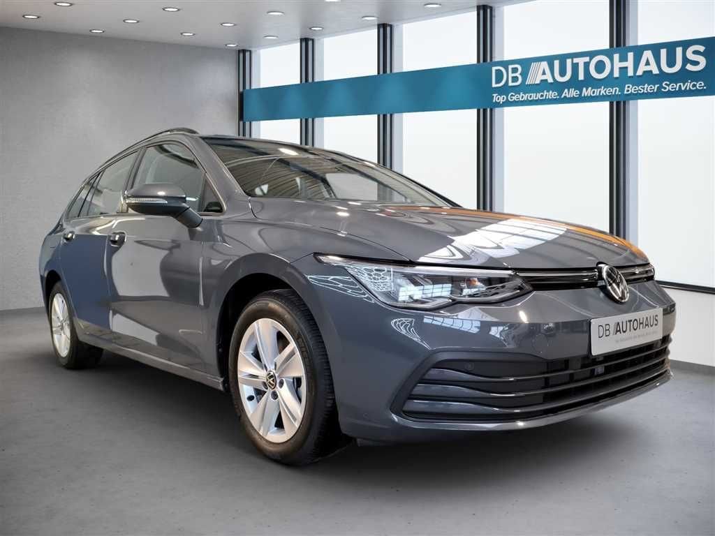 Volkswagen Golf 2024 г. Серый, пробег 15695 км
