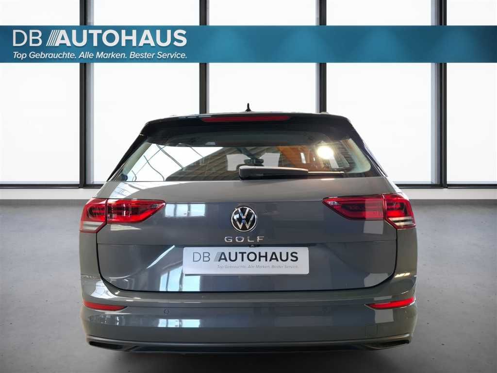 Volkswagen Golf 2024 г. Серый, пробег 15695 км