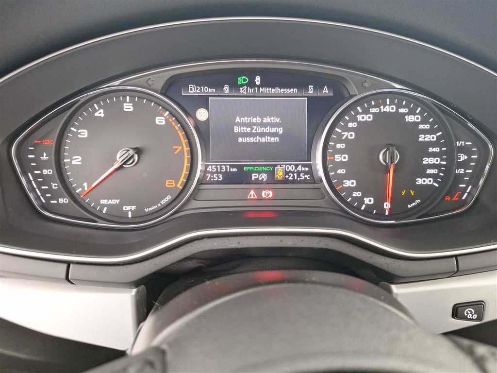 Audi A4 2024 г. Чёрный, пробег 45117 км