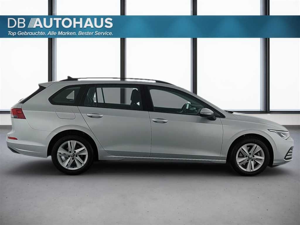 Volkswagen Golf 2024 г. Серебристый, пробег 53931 км
