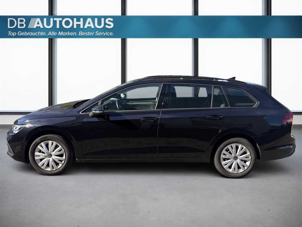 Volkswagen Golf 2023 г. Чёрный, пробег 49325 км
