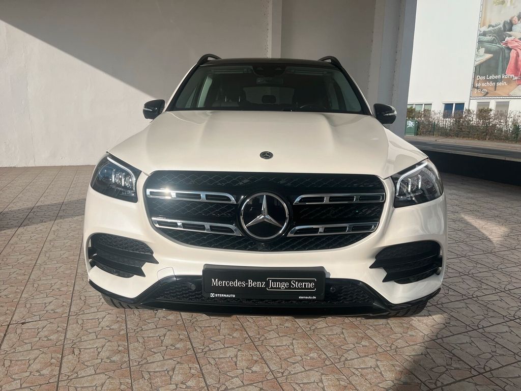 Mercedes-Benz GLS 450 2024 г. Белый, пробег 35522 км