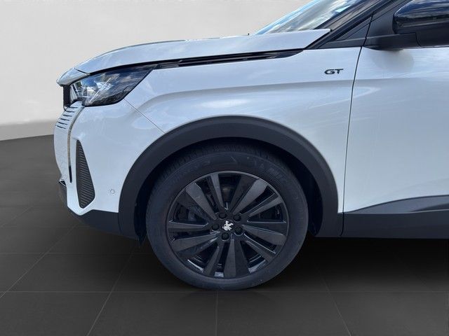 Peugeot 3008 2023 г. Белый, пробег 37300 км