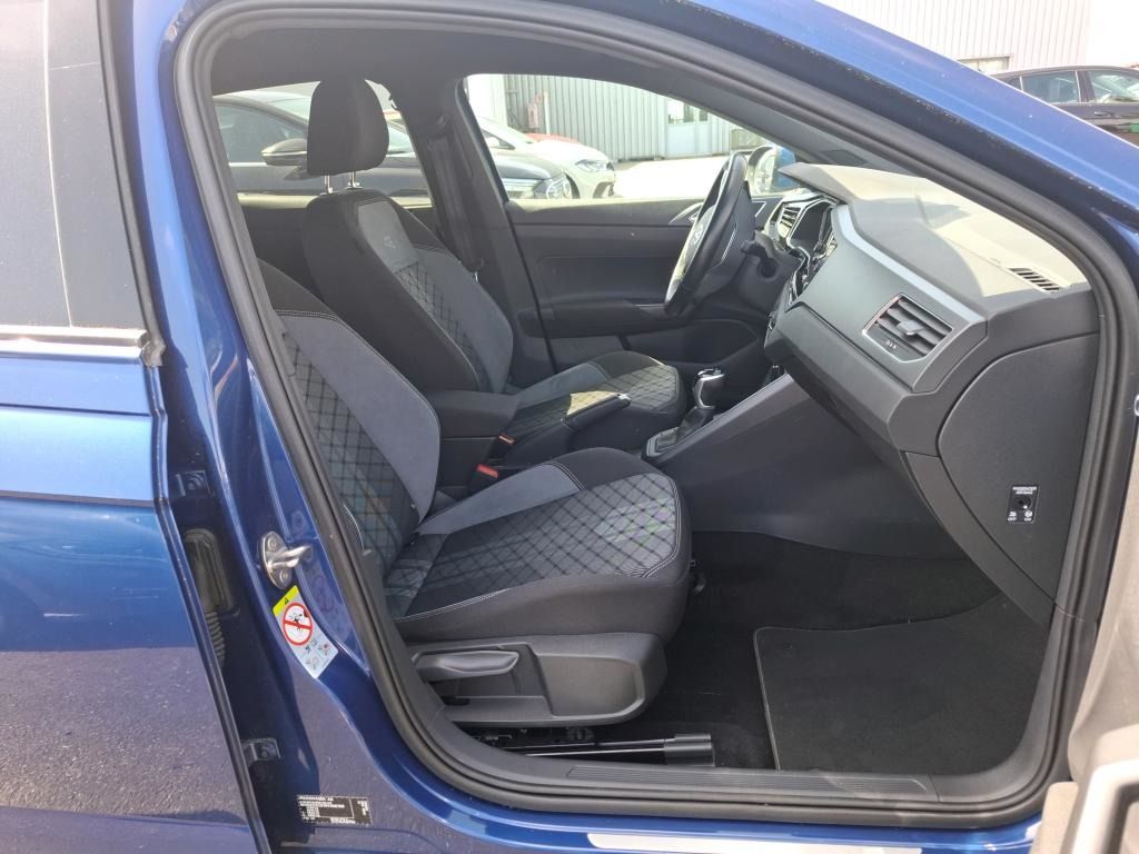Volkswagen Taigo 2023 г. Синий, пробег 28019 км