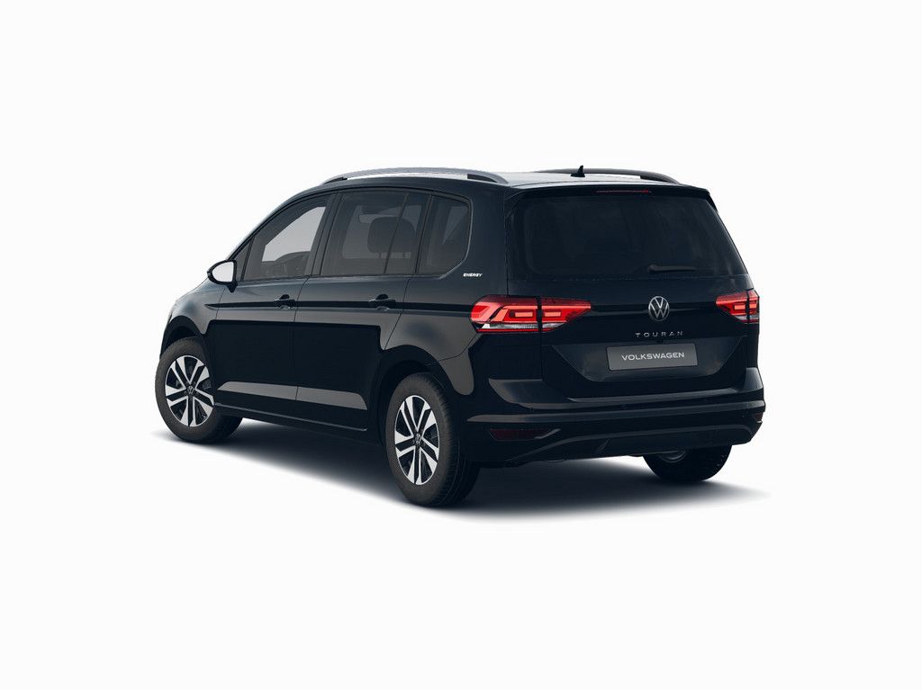 Volkswagen Touran 2026 г. Чёрный, пробег 25710 км