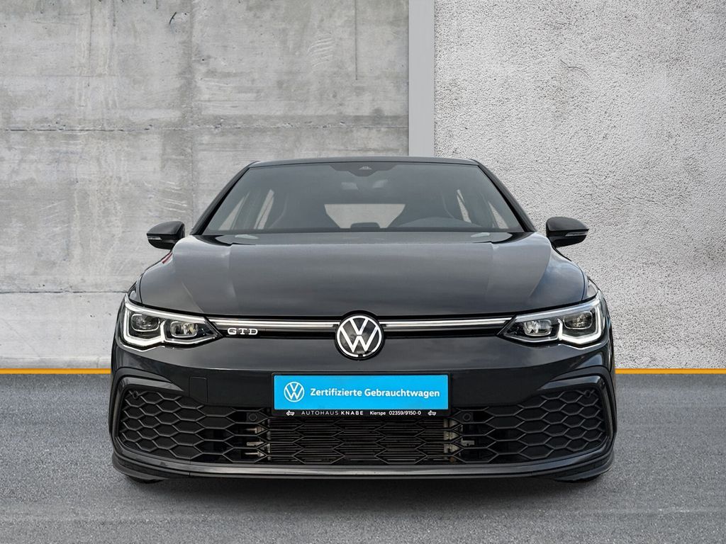 Volkswagen Golf 2023 г. Серый, пробег 24756 км