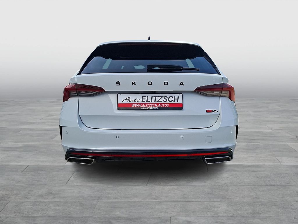 Skoda Octavia 2021 г. Белый, пробег 52000 км