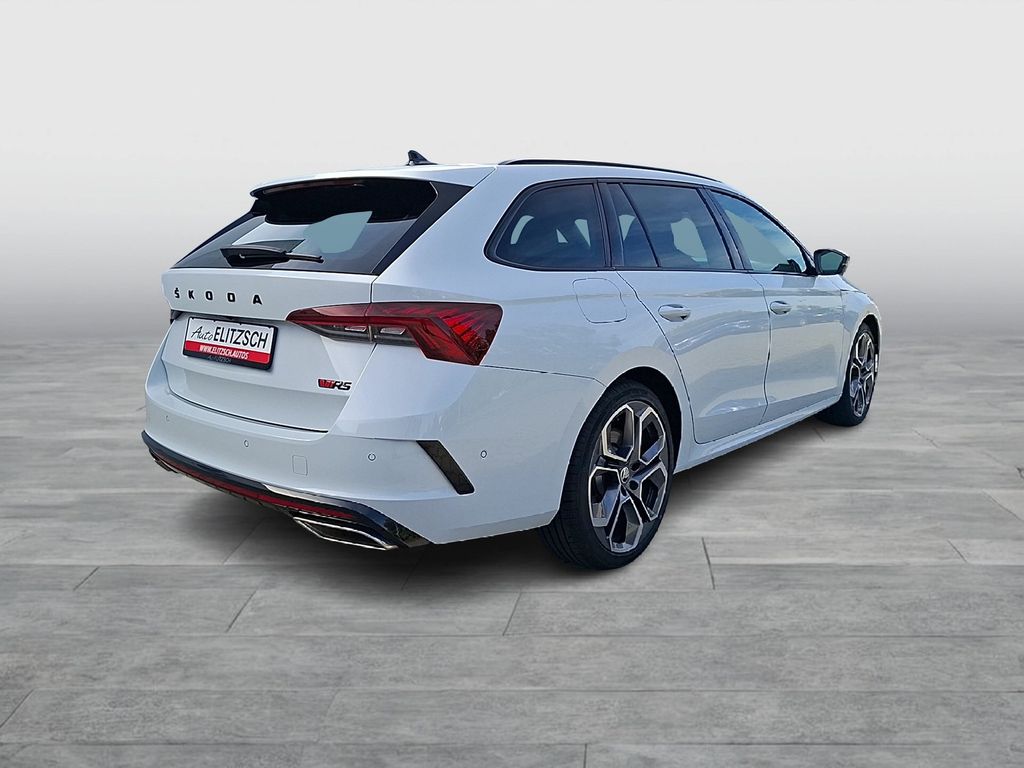Skoda Octavia 2021 г. Белый, пробег 52000 км