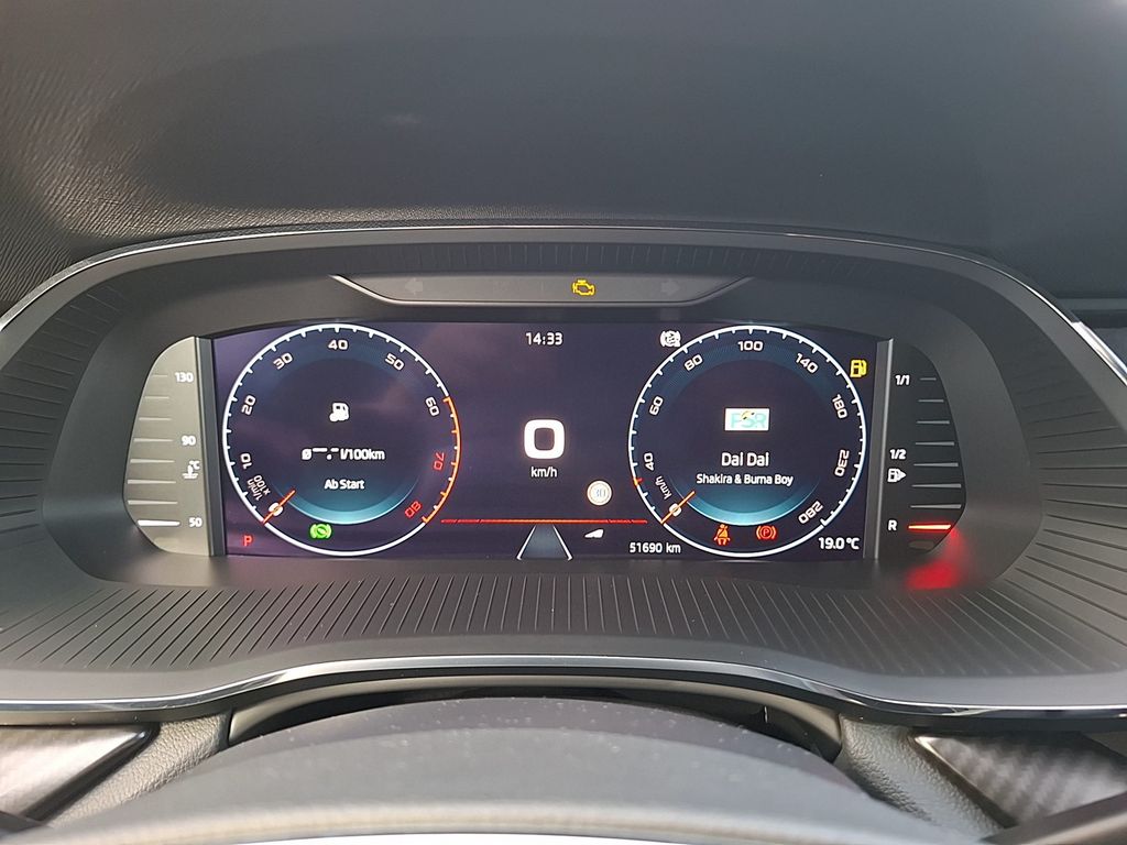 Skoda Octavia 2021 г. Белый, пробег 52000 км