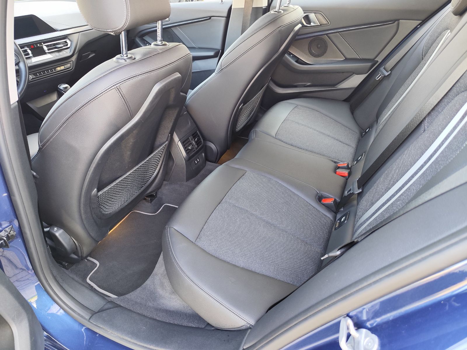 BMW 118 2021 г. Синий, пробег 45854 км