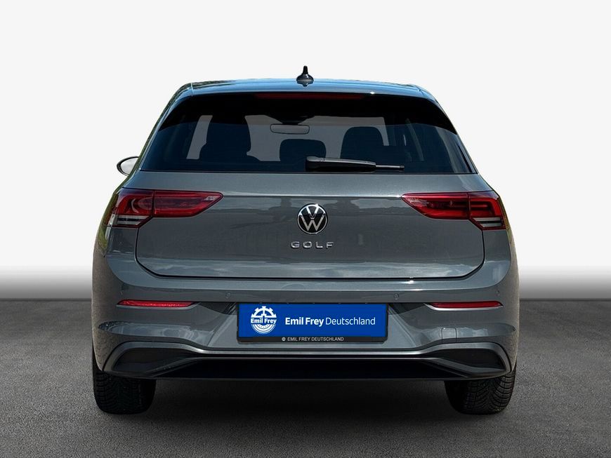 Volkswagen Golf 2023 г. Серый, пробег 50000 км