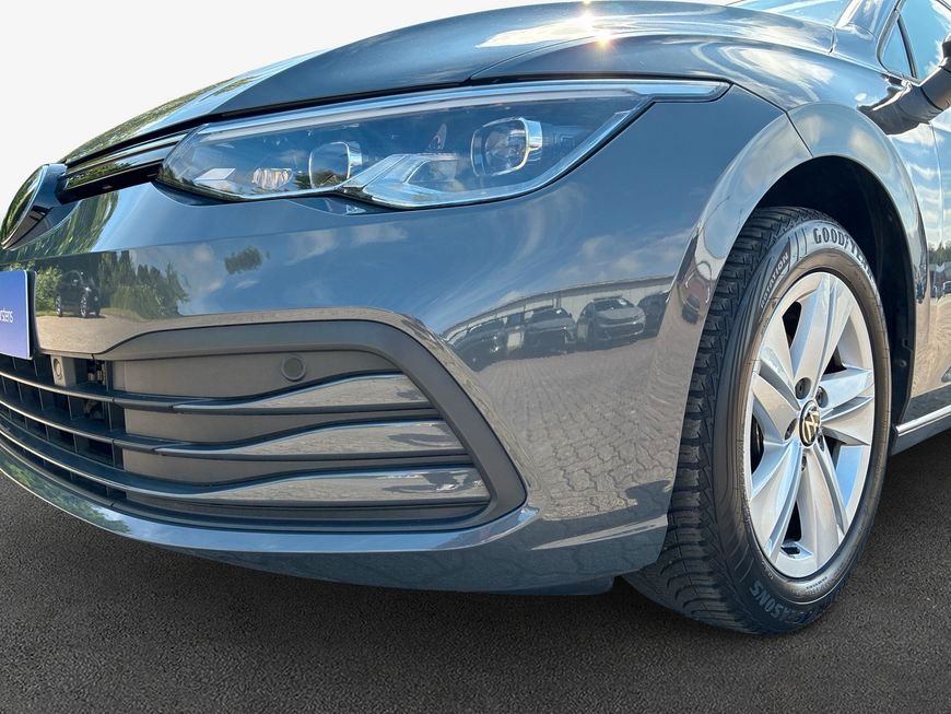 Volkswagen Golf 2023 г. Серый, пробег 50000 км