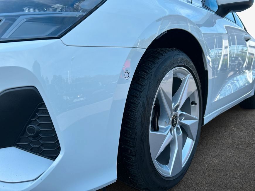 Audi A3 2025 г. Белый, пробег 50200 км