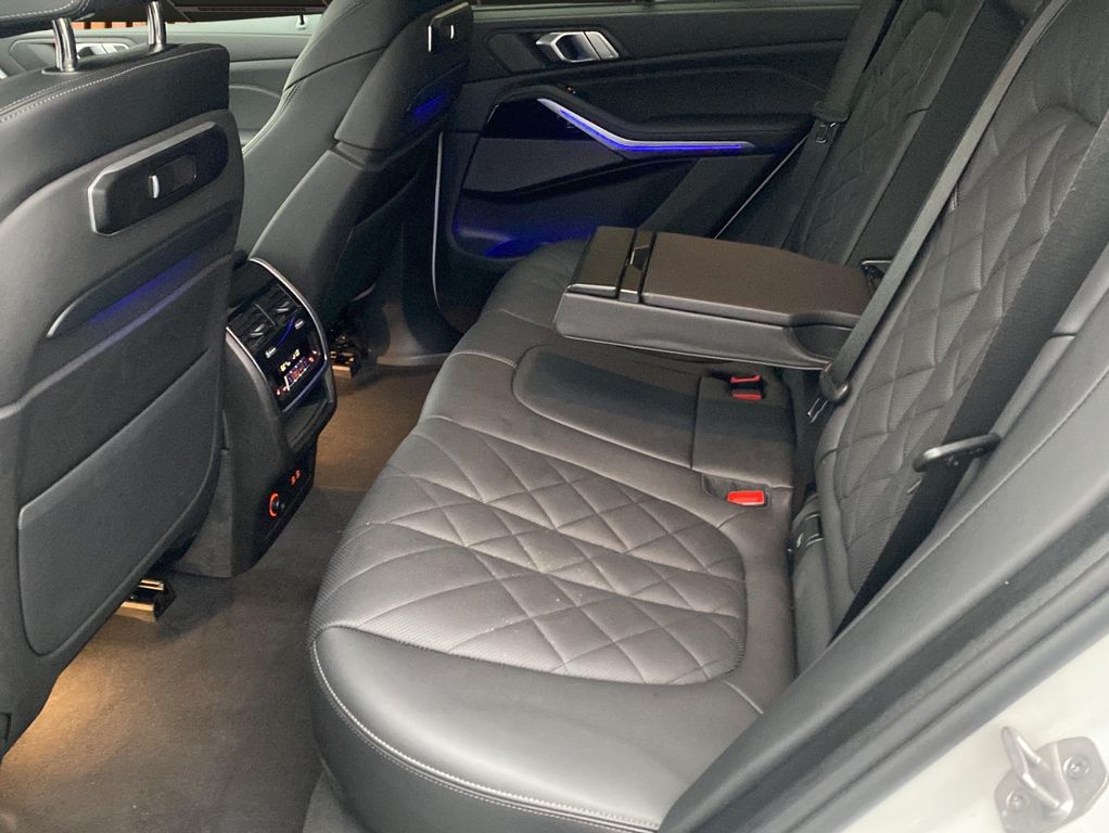 BMW X5 2024 г. Белый, пробег 25200 км