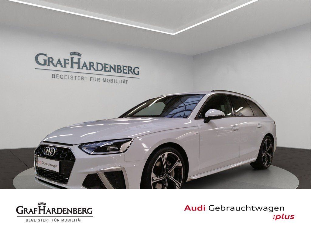 Audi A4 2022 г. Белый, пробег 33000 км