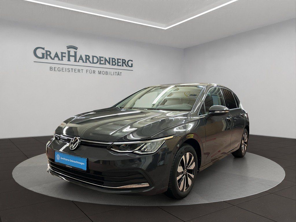 Volkswagen Golf 2024 г. Серый, пробег 20300 км
