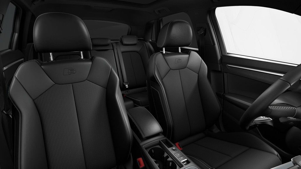 Audi Q3 2024 г. Серый, пробег 31410 км