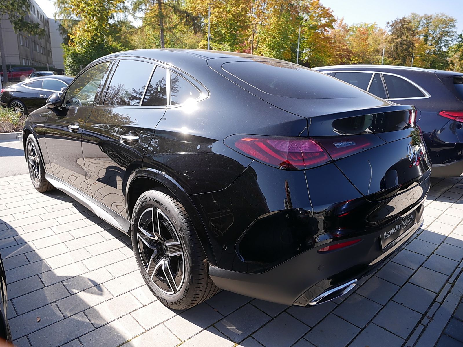 Mercedes-Benz GLC 300 2023 г. Чёрный, пробег 27327 км