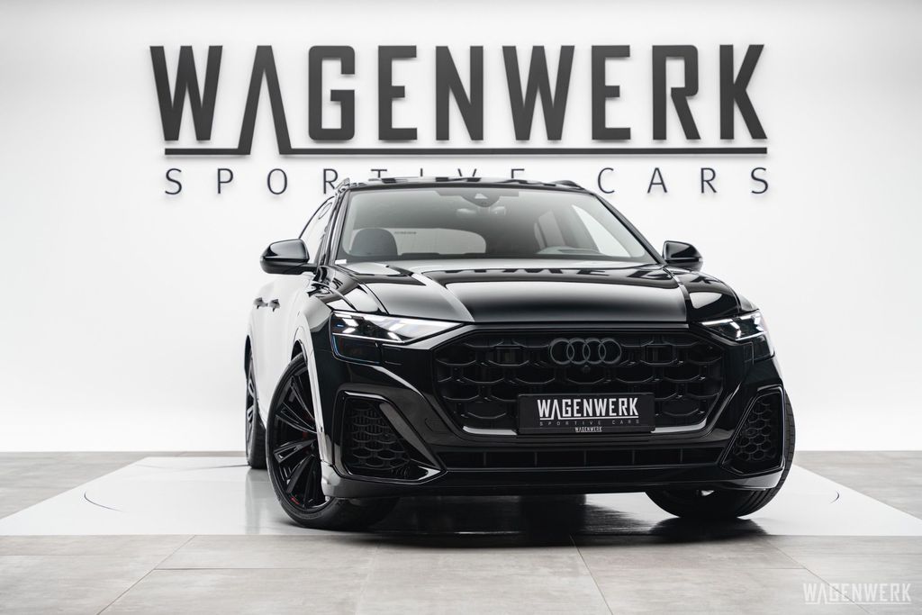 Audi Q8 2024 г. Чёрный, пробег 34000 км