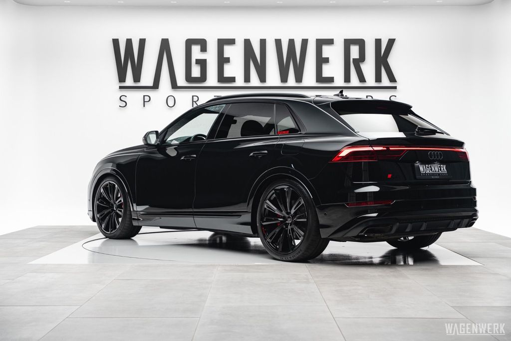 Audi Q8 2024 г. Чёрный, пробег 34000 км