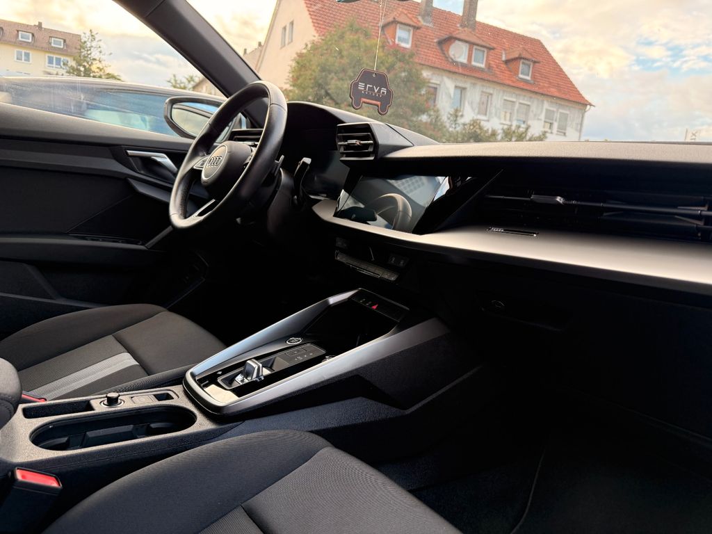Audi A3 2022 г. Чёрный, пробег 59205 км
