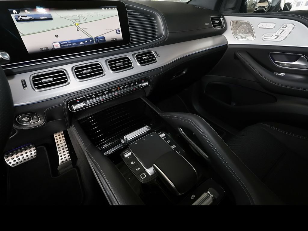 Mercedes-Benz GLE 450 2026 г. Зелёный, пробег 10000 км