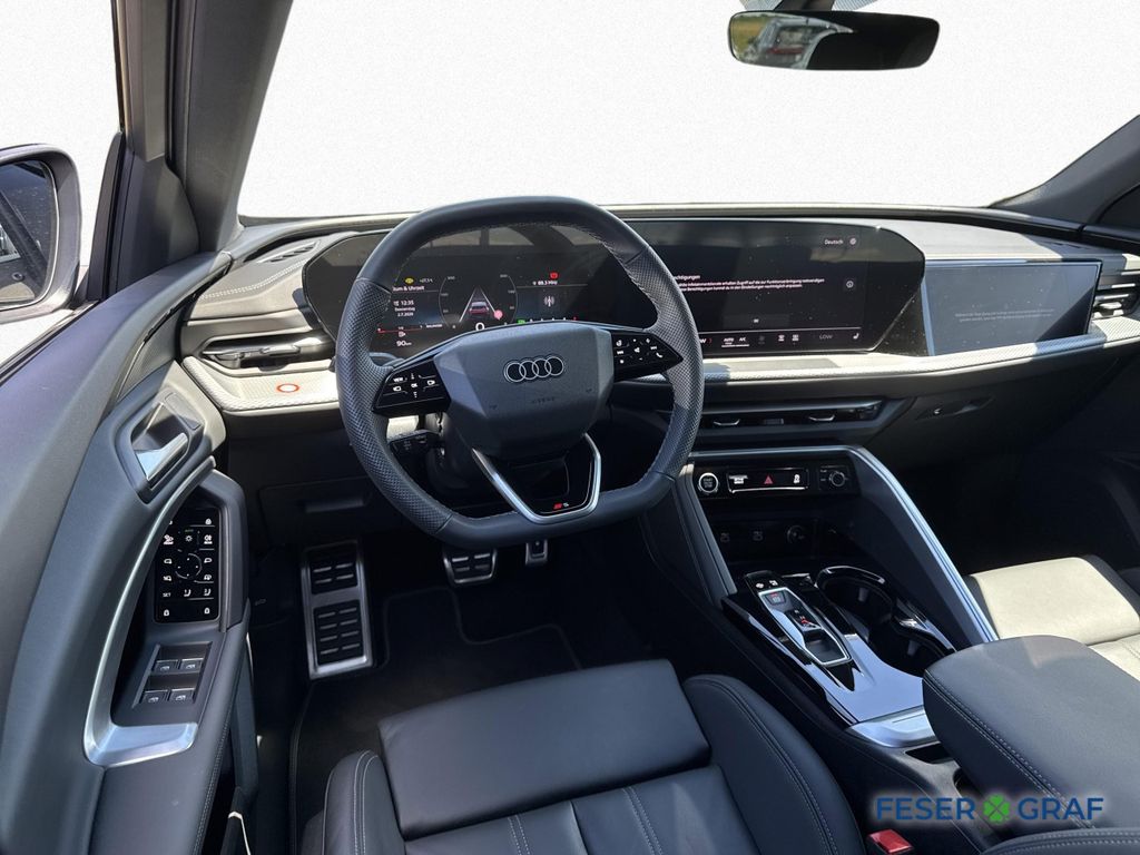 Audi Q5 2025 г. Синий, пробег 5400 км