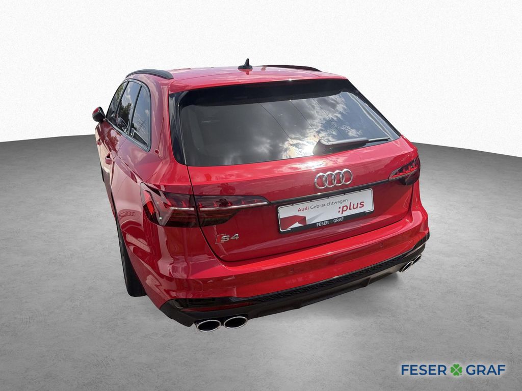 Audi S4 2022 г. Красный, пробег 48350 км