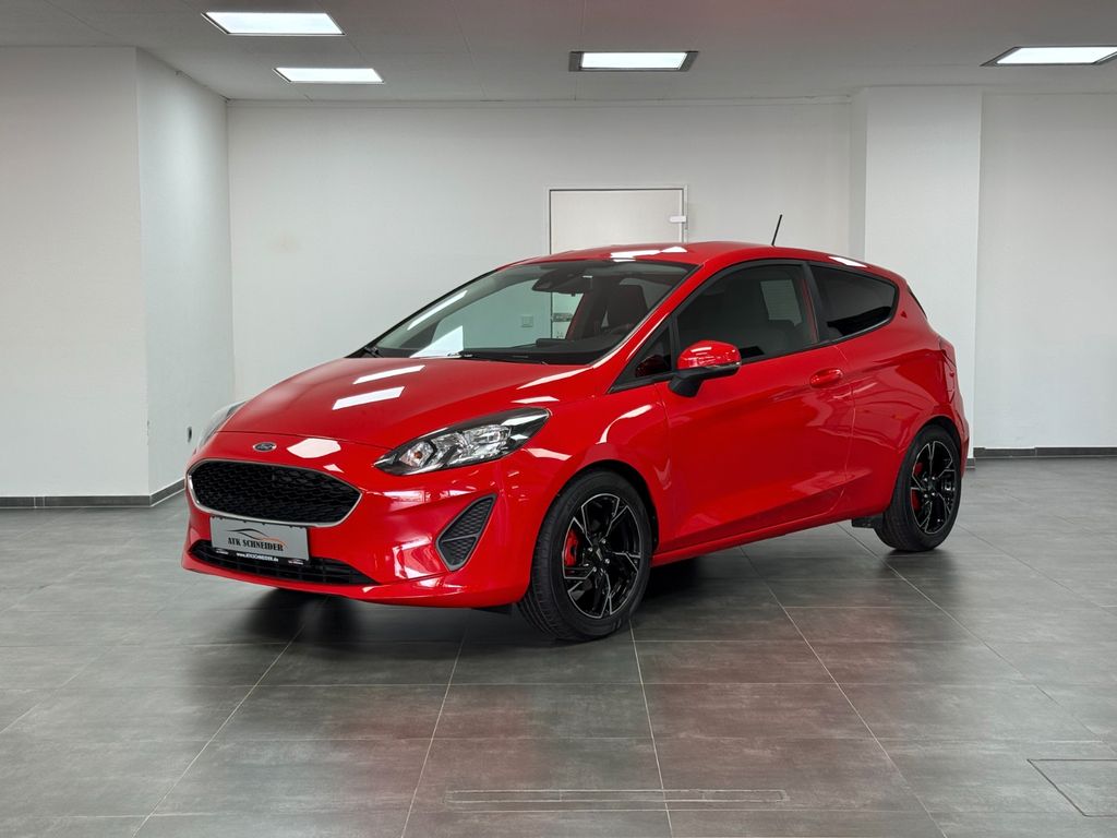 Ford Fiesta 2021 г. Красный, пробег 50000 км