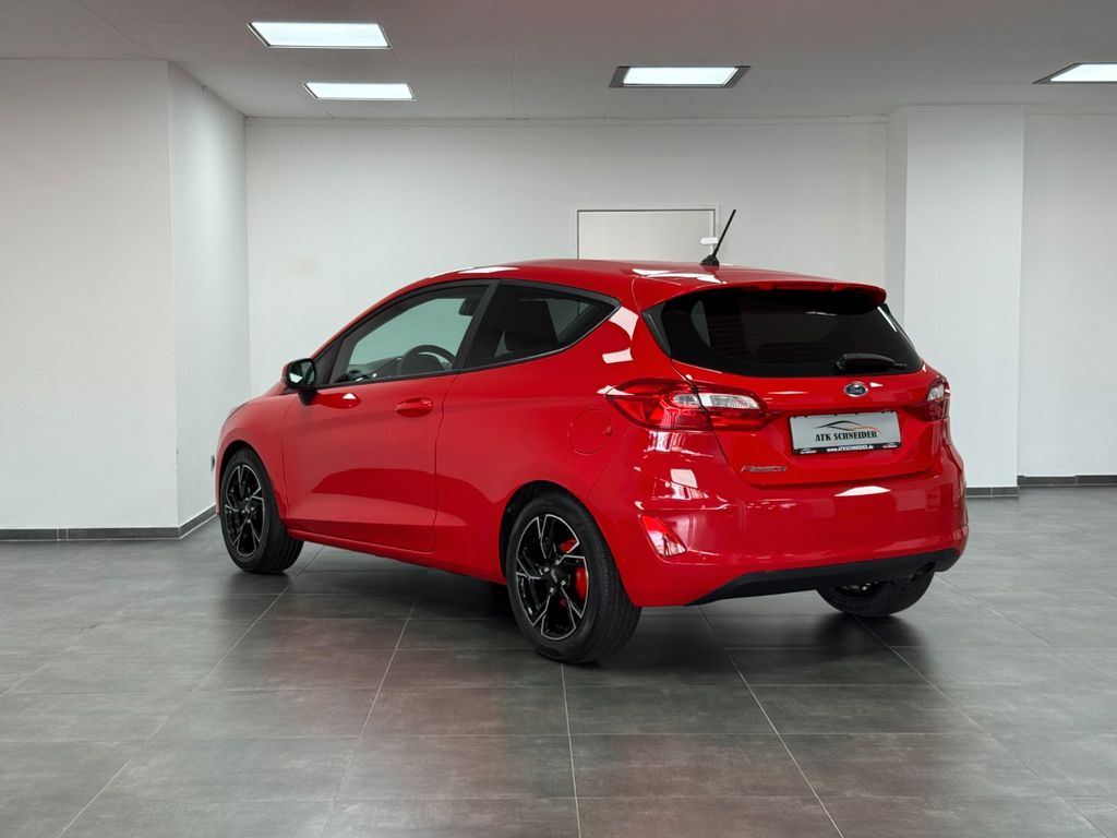 Ford Fiesta 2021 г. Красный, пробег 50000 км