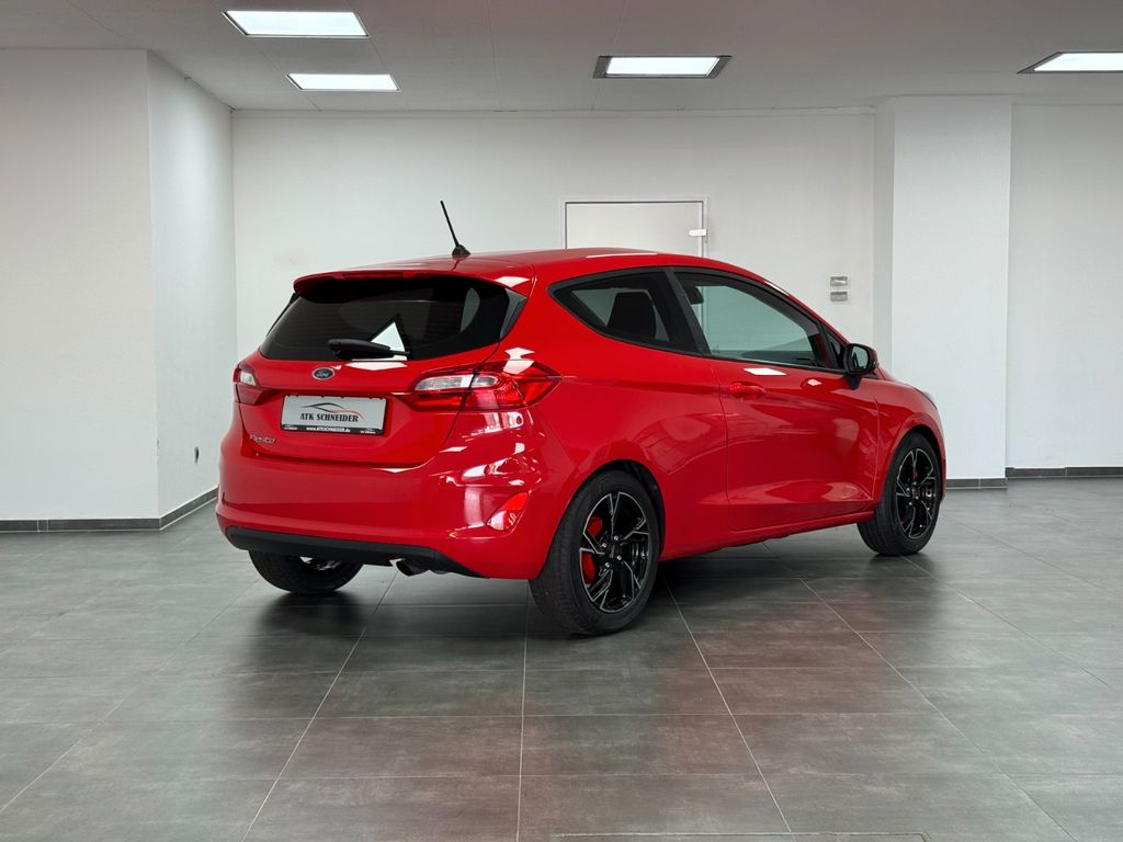 Ford Fiesta 2021 г. Красный, пробег 50000 км