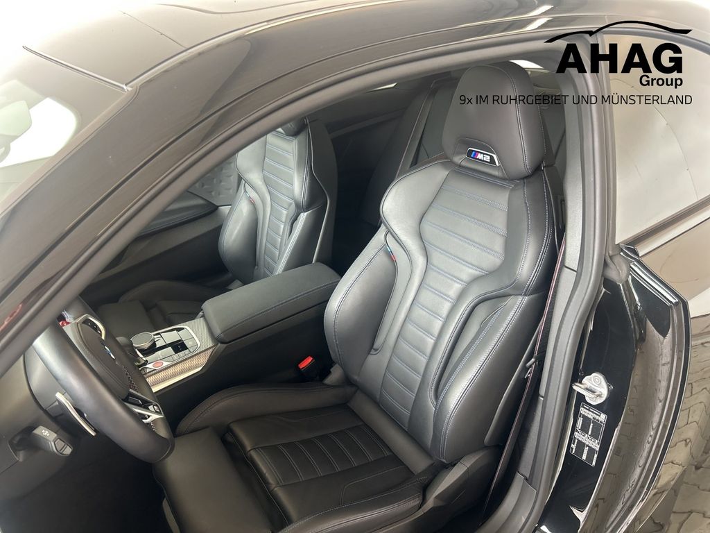 BMW M2 2025 г. Чёрный, пробег 8194 км