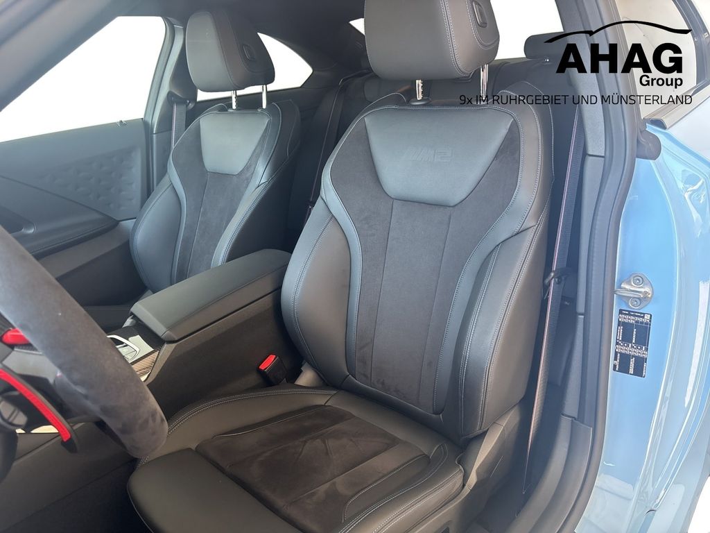 BMW M2 2025 г. Синий, пробег 8105 км