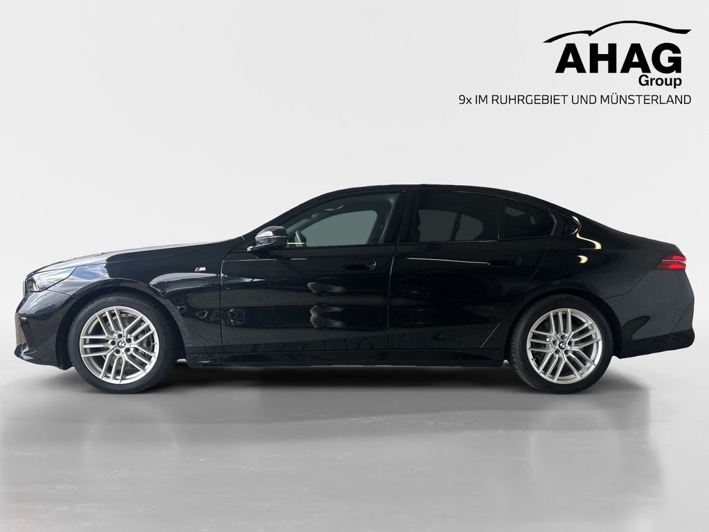 BMW 540 2025 г. Чёрный, пробег 24802 км