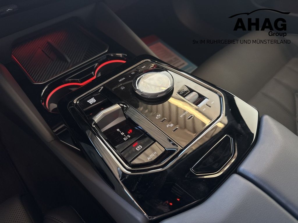 BMW 520 2025 г. Серый, пробег 25016 км