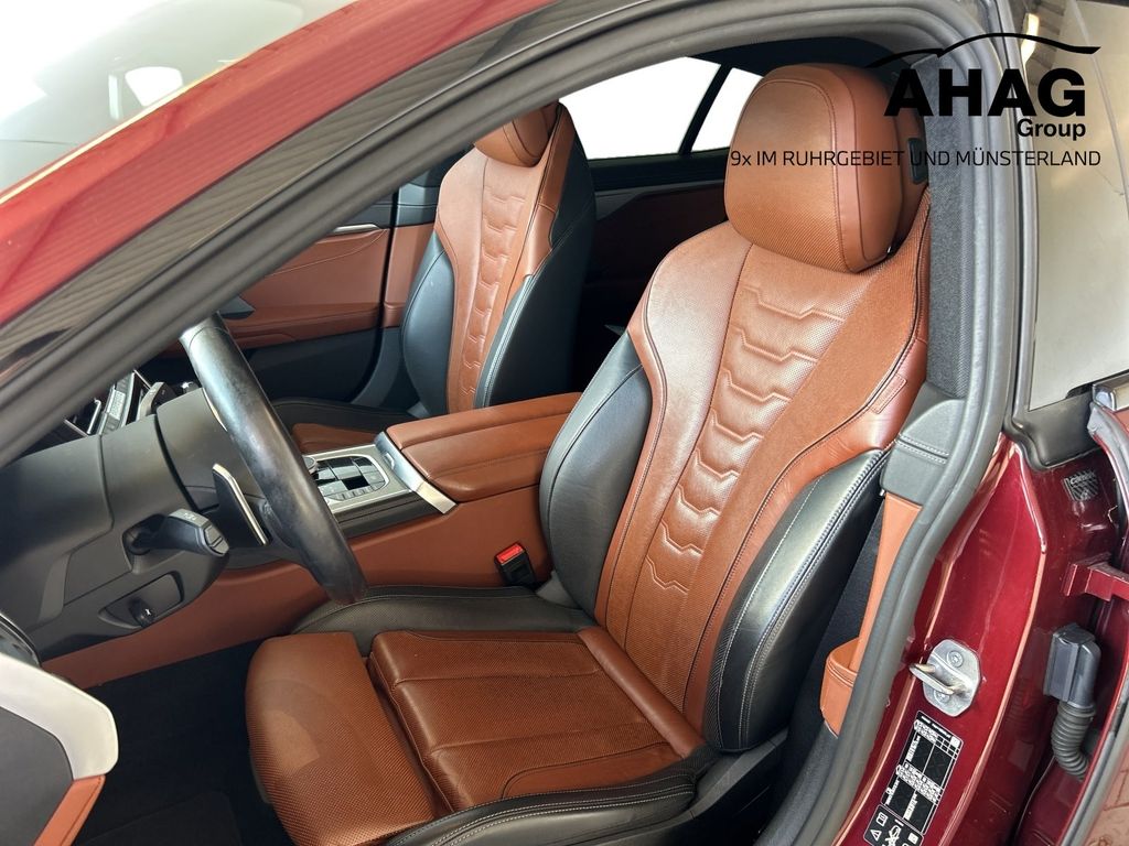 BMW M850 2022 г. Красный, пробег 46935 км