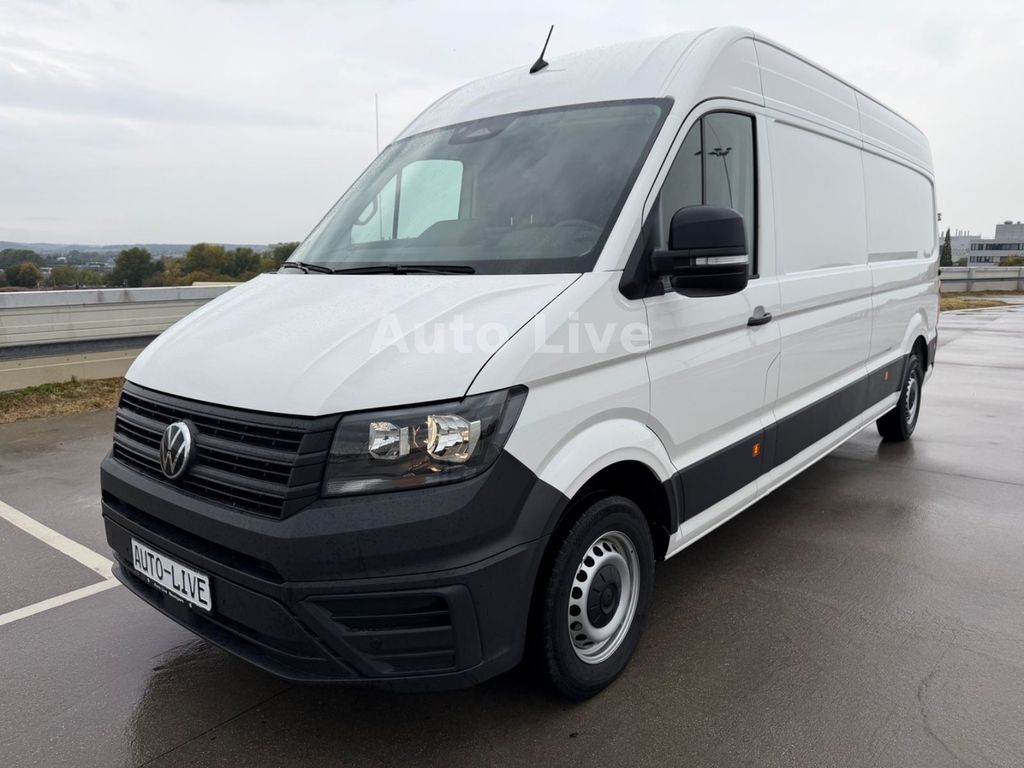 Volkswagen CRAFTER 2024 г. Белый, пробег 34000 км