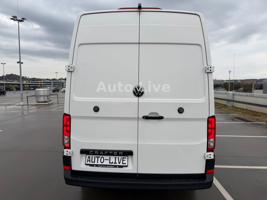 Volkswagen CRAFTER 2024 г. Белый, пробег 34000 км