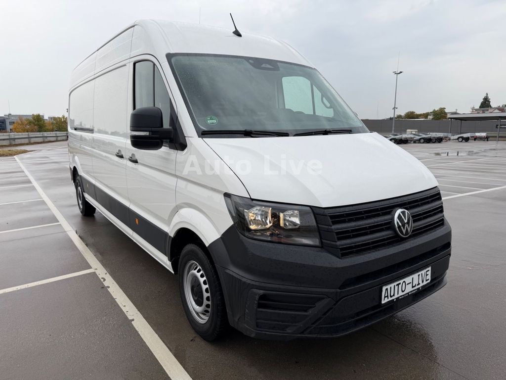 Volkswagen CRAFTER 2024 г. Белый, пробег 34000 км