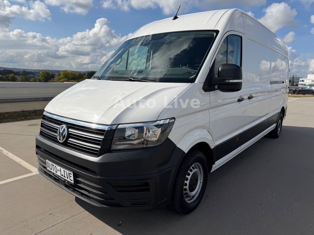 Volkswagen CRAFTER 2024 г. Белый, пробег 58300 км