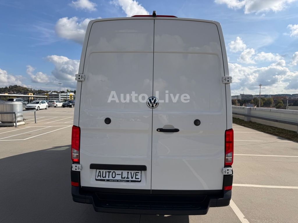 Volkswagen CRAFTER 2024 г. Белый, пробег 58300 км