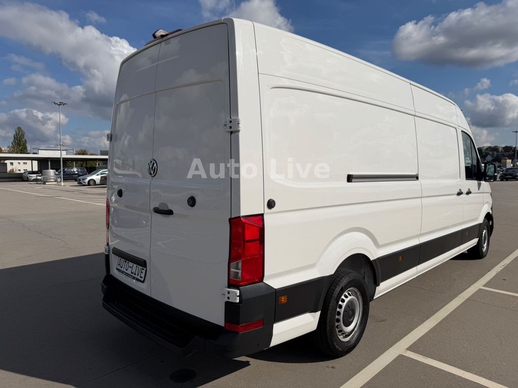 Volkswagen CRAFTER 2024 г. Белый, пробег 58300 км