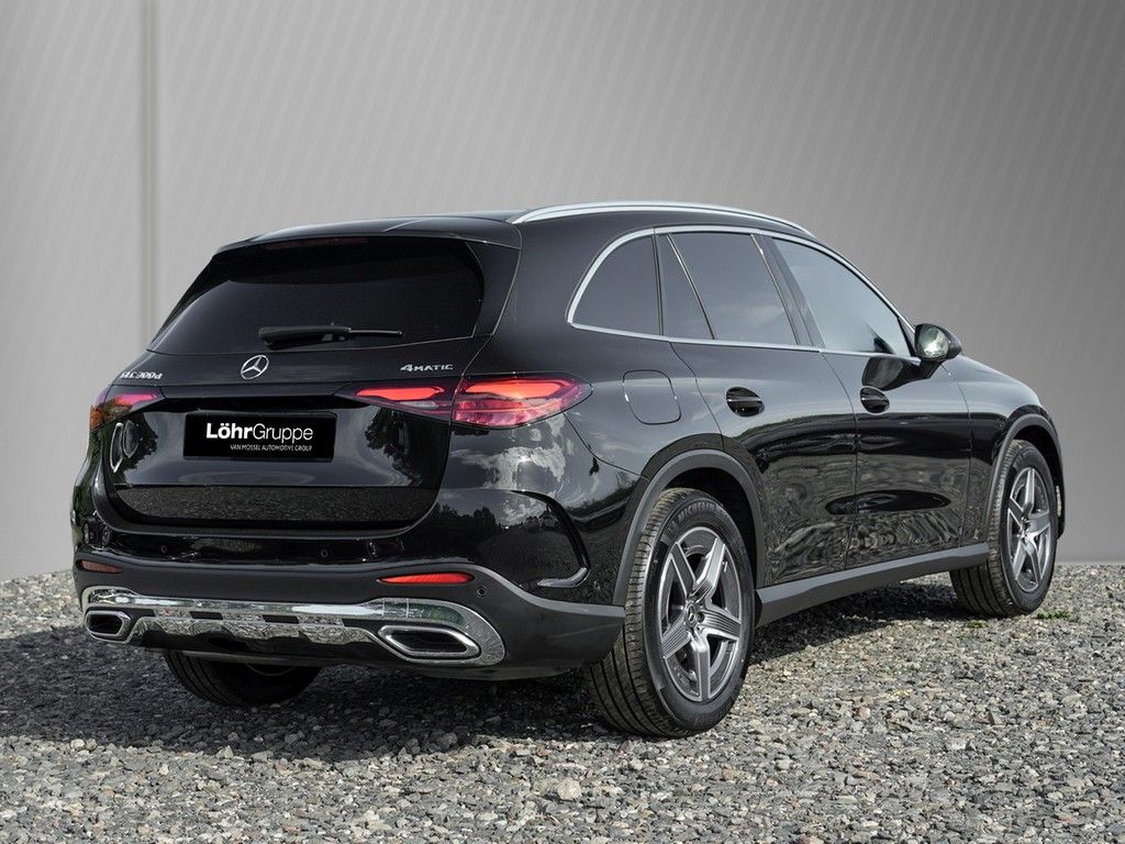 Mercedes-Benz GLC 300 2025 г. Чёрный, пробег 13764 км